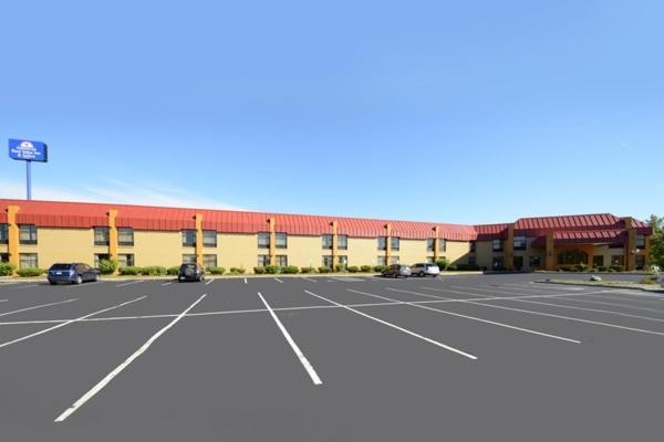 Days Inn & Suites By Wyndham Kalamazoo Exteriér fotografie